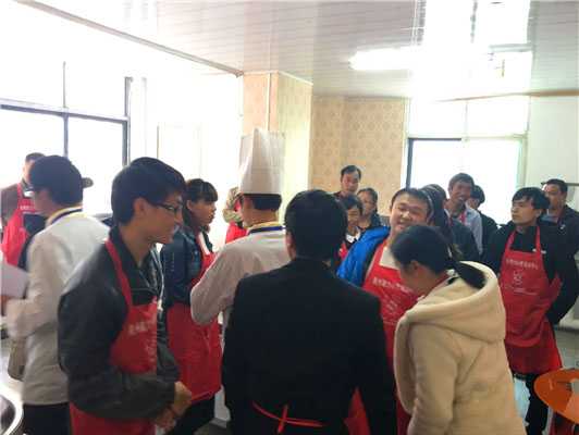 魅力小吃培訓學員小吃培訓期間學員交流學習心得現(xiàn)場案例